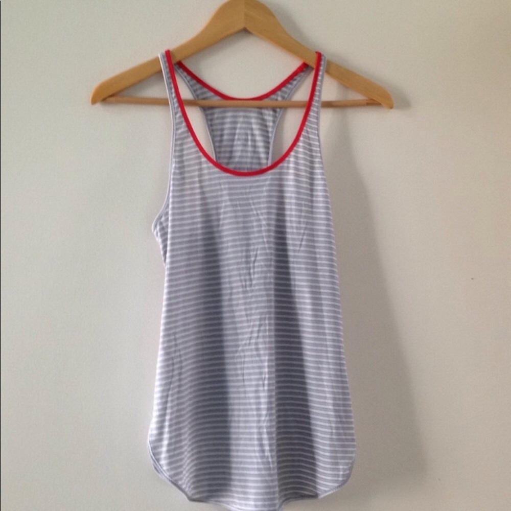 Lululemon racerback tank size 4